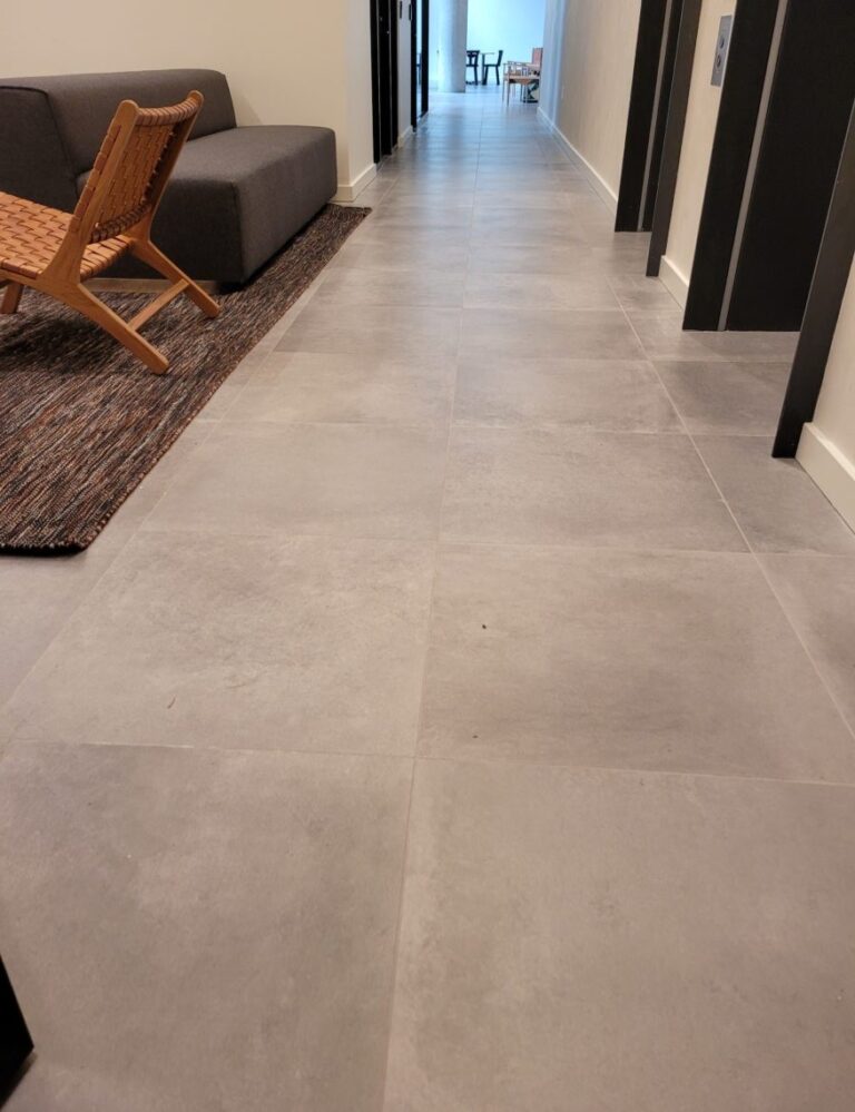 imgi_50_comercial-OMEliteTile-04_22-1140x876